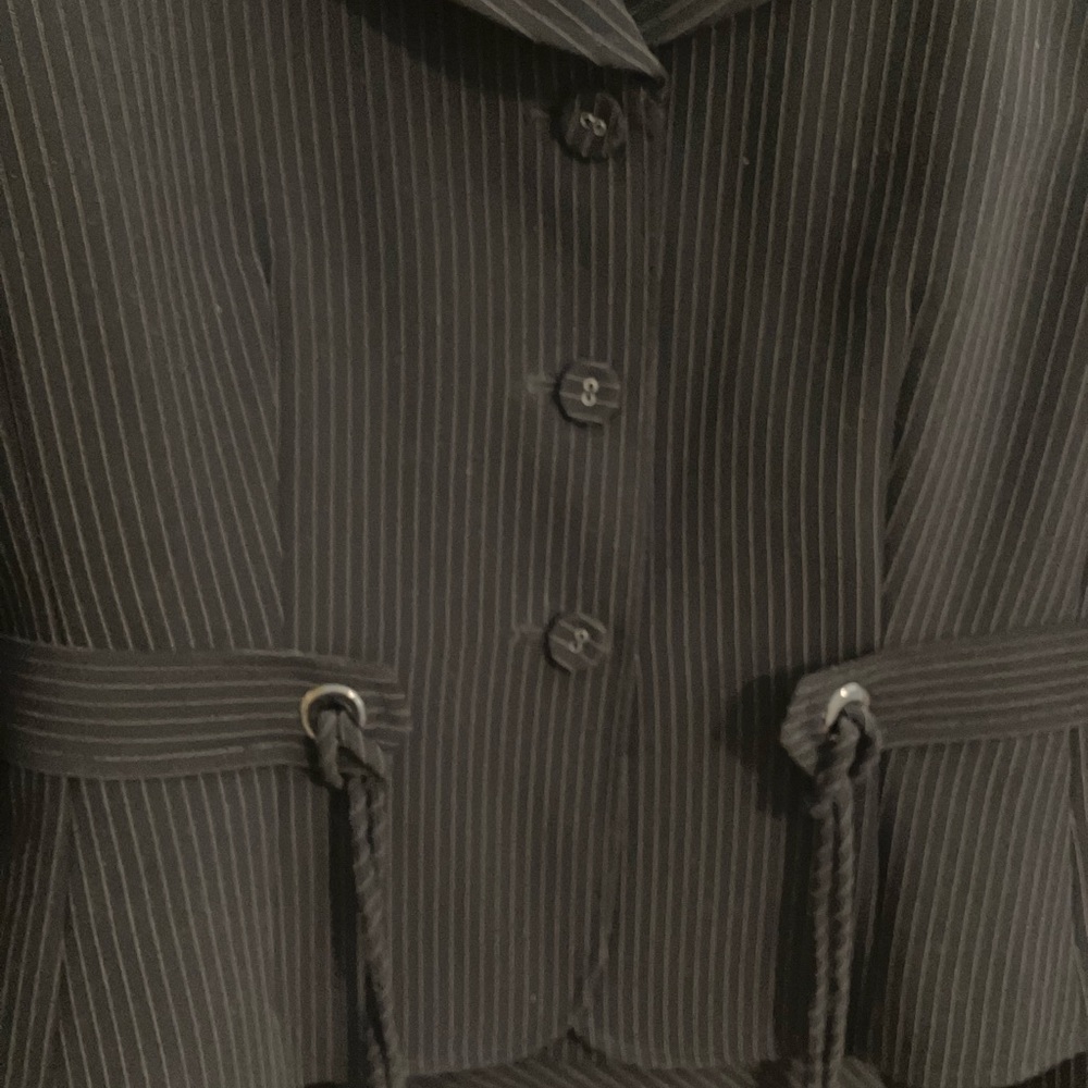 Tahari Black Pinstripe Women's Skirt Suit - Picture 4 of 6